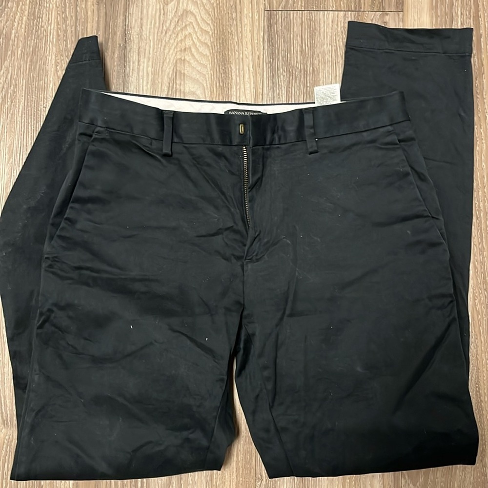 Men’s Banana Republic Athletic Tapered Black Chinos